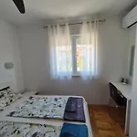 Gala *